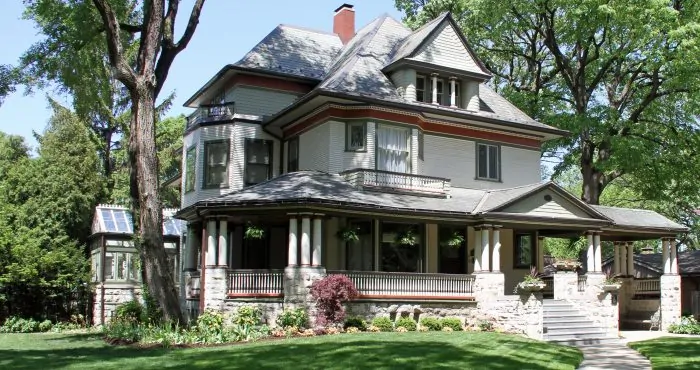 Munger Place