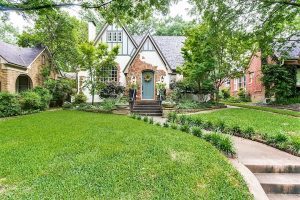 Hollywood Heights - Santa Monica - Old East Dallas